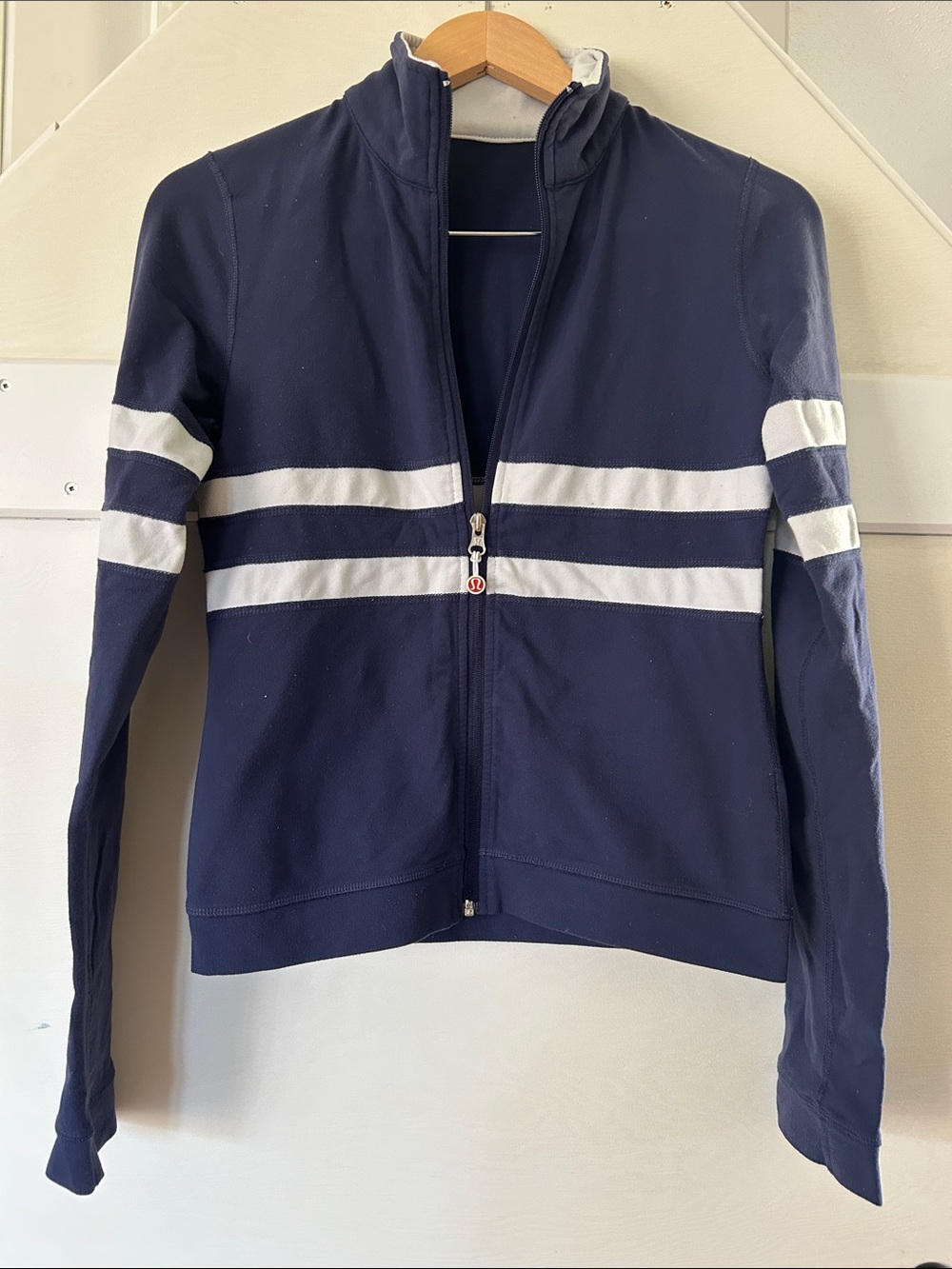 Rare vintage Lululemon Capri set